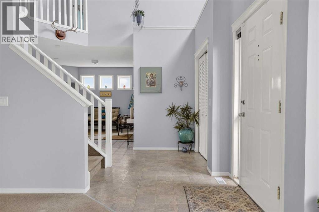 112 Valley Stream Close NW — photo 8