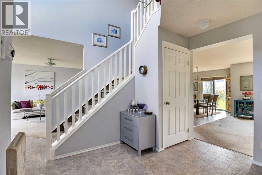 112 Valley Stream Close NW — photo 11