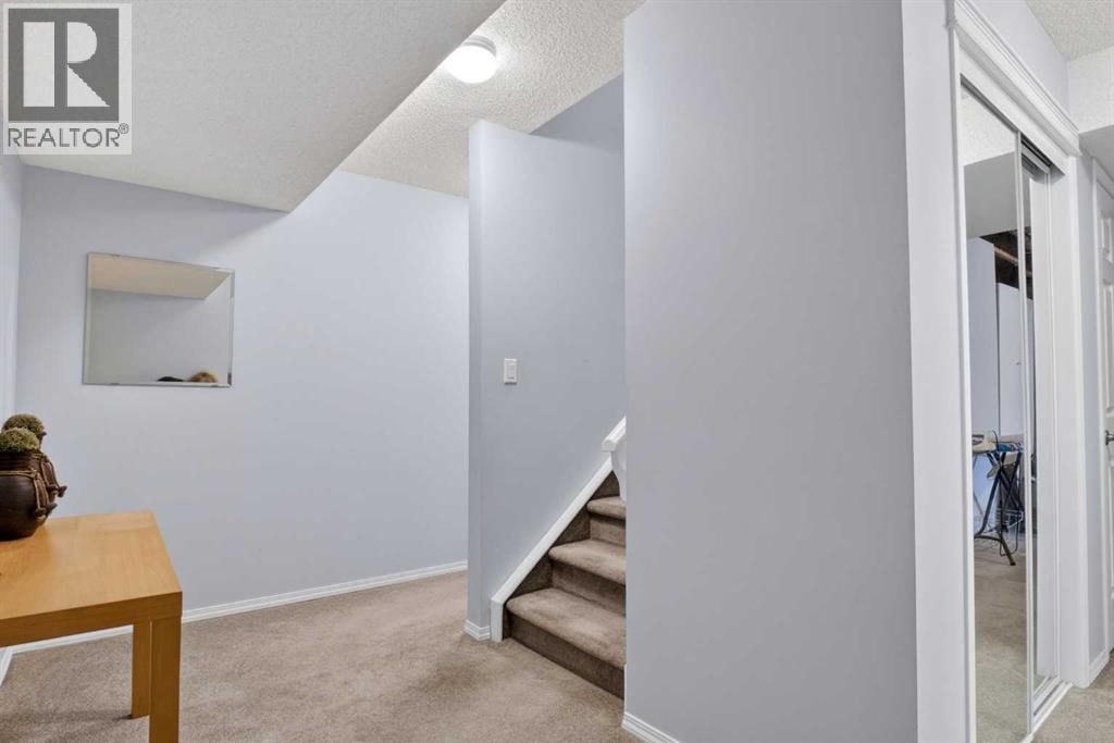 112 Valley Stream Close NW — photo 38