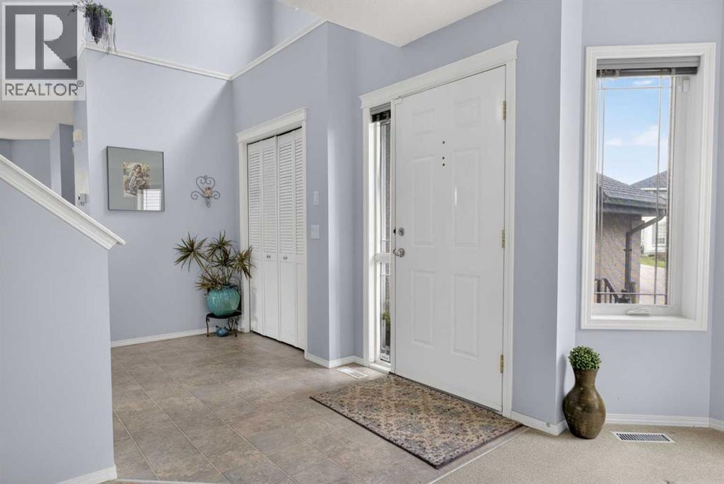 112 Valley Stream Close NW — photo 7