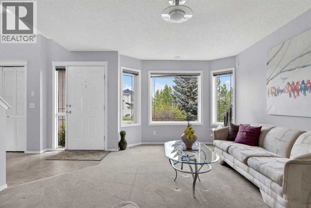112 Valley Stream Close NW — photo 9