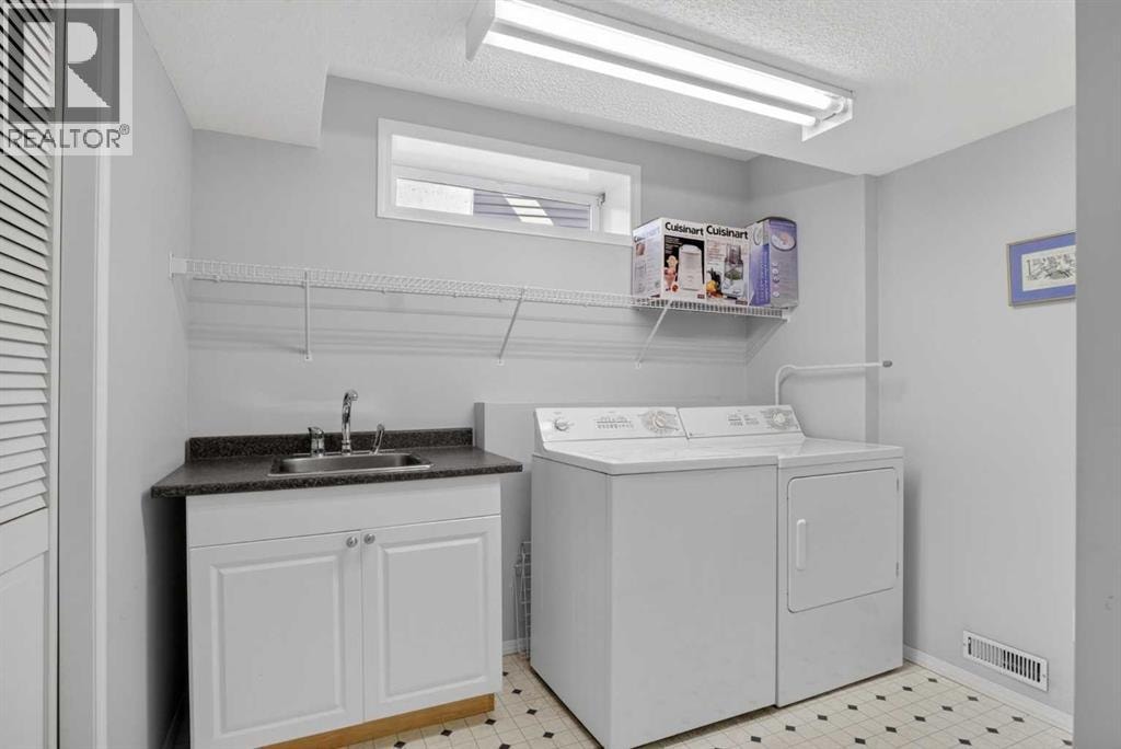 112 Valley Stream Close NW — photo 41