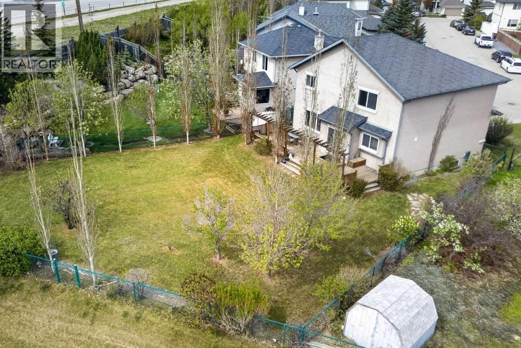 112 Valley Stream Close NW — photo 48