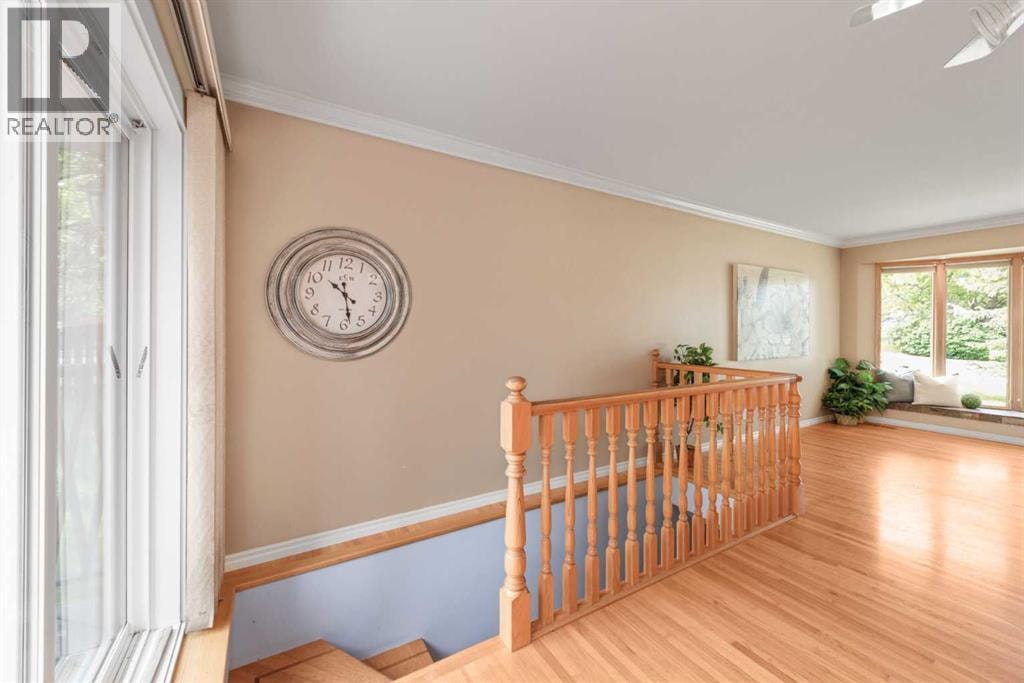 423 Spyhill Road NW — photo 18