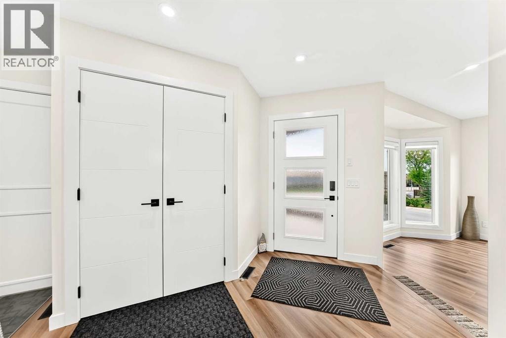 112 Christie Park Manor SW — photo 4