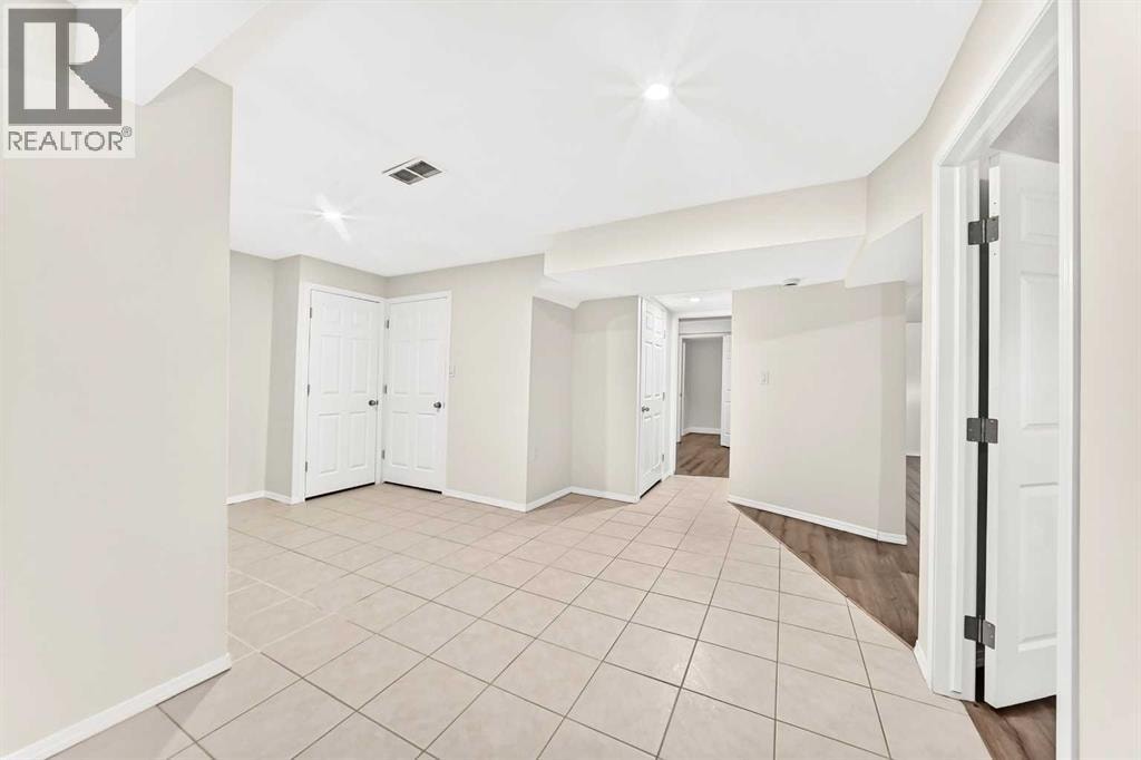 112 Christie Park Manor SW — photo 41