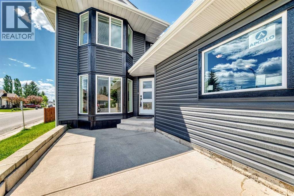 112 Christie Park Manor SW — photo 3