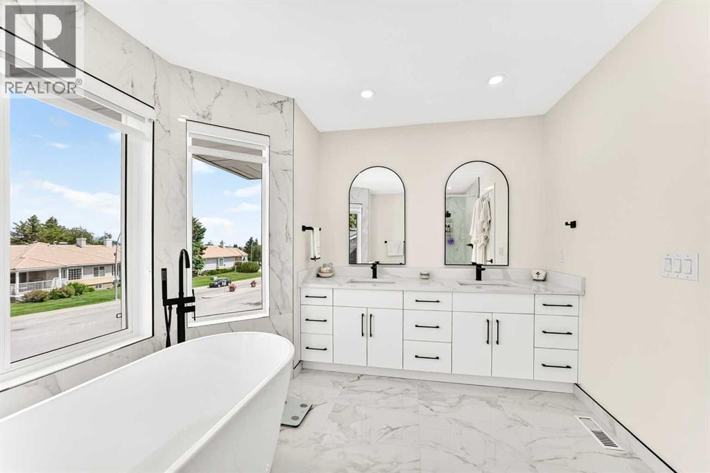 112 Christie Park Manor SW — photo 30