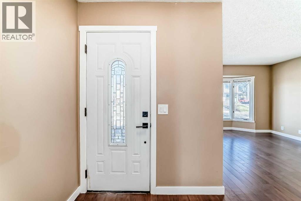 5 Falchurch Road NE — photo 7