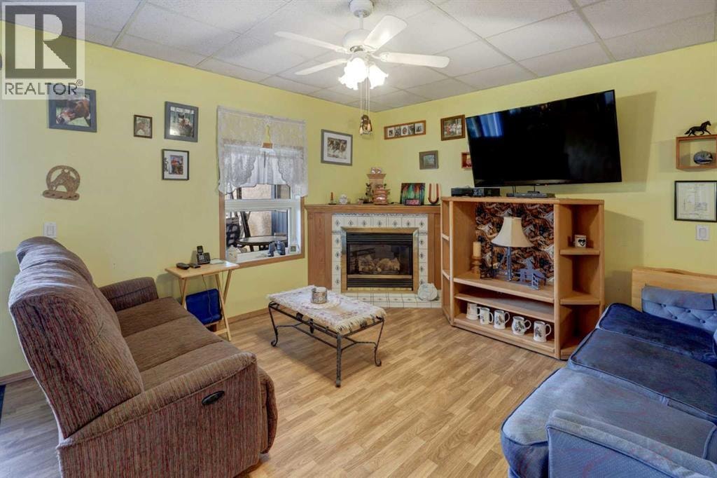 35190 Township Road 275 — photo 29