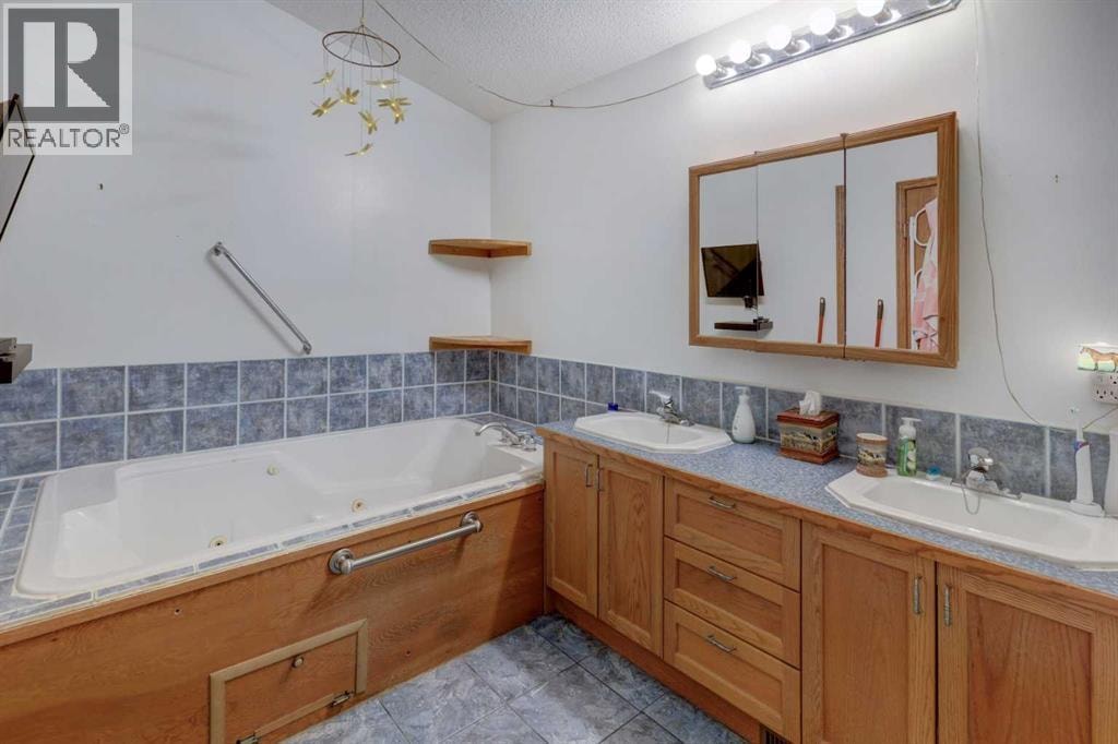 35190 Township Road 275 — photo 19
