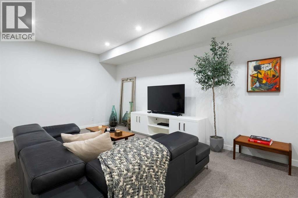 1141 Renfrew Drive NE — photo 37