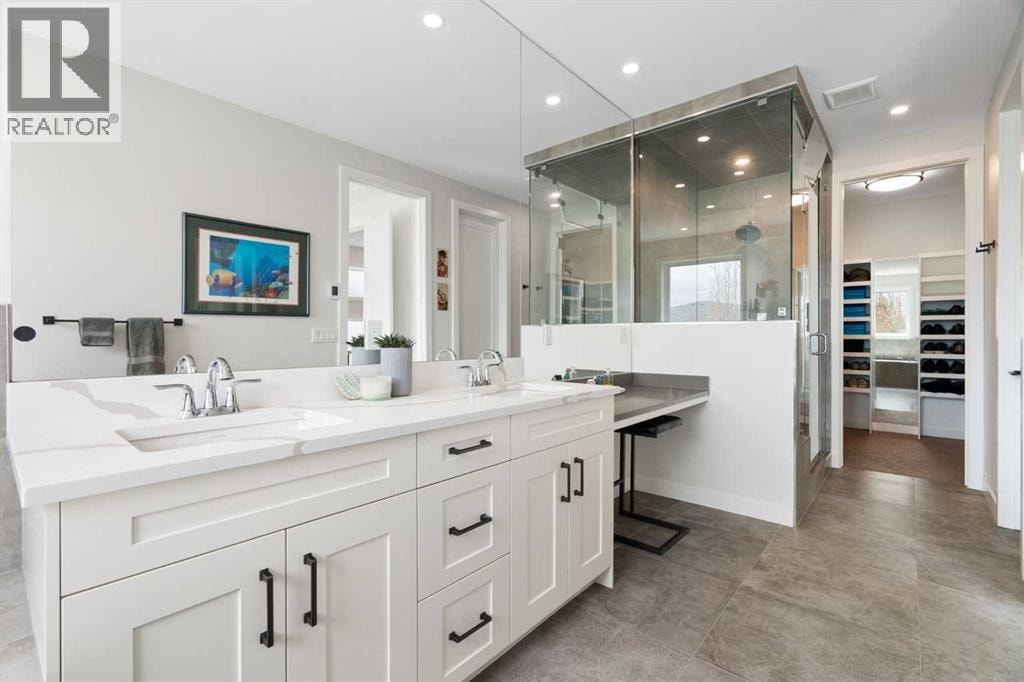 1141 Renfrew Drive NE — photo 5