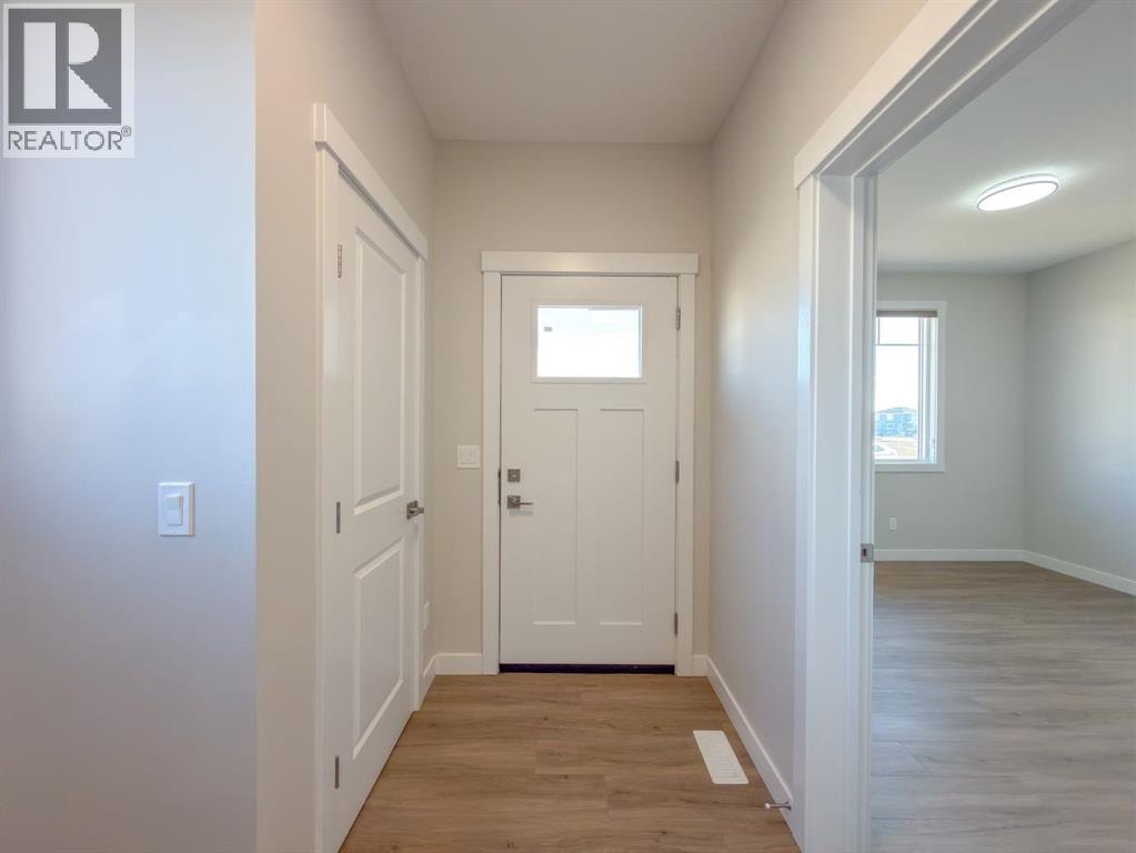 160 Belvedere Park SE — photo 8
