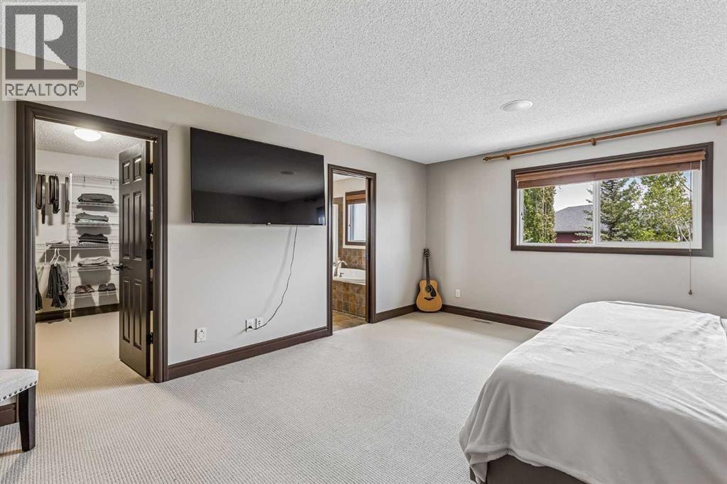 12 Mahogany Heath SE — photo 26