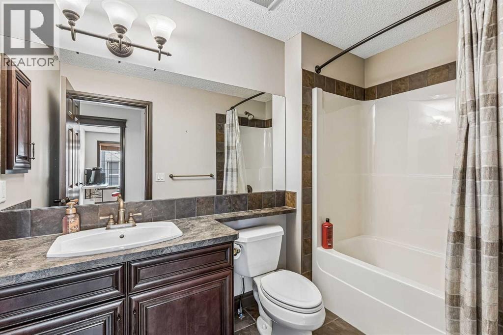 12 Mahogany Heath SE — photo 25