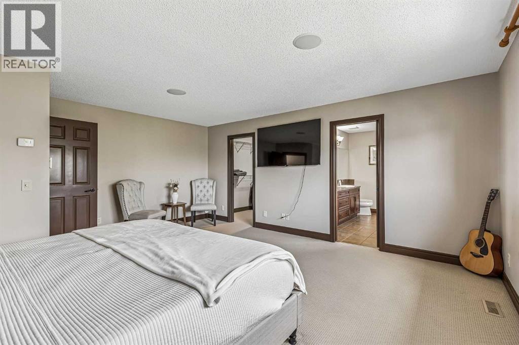 12 Mahogany Heath SE — photo 28