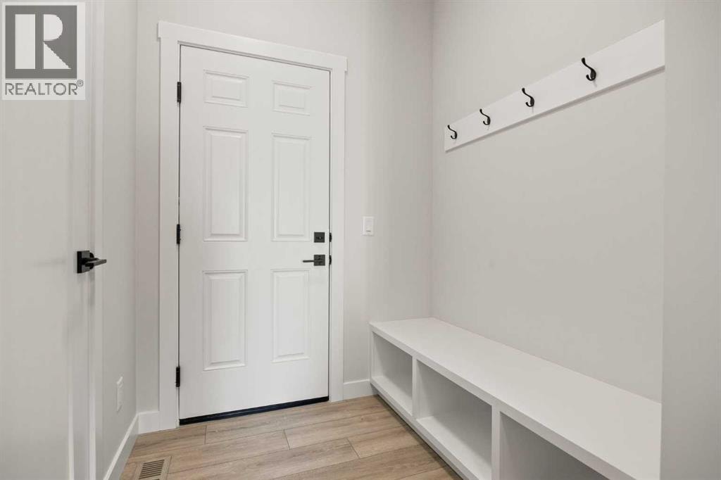 446 Kinniburgh Loop — photo 14