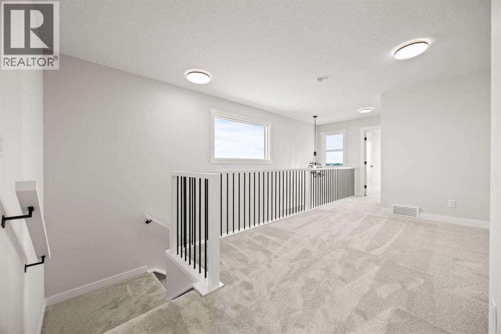 446 Kinniburgh Loop — photo 21