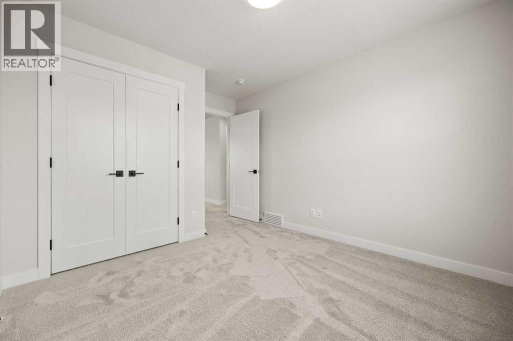 446 Kinniburgh Loop — photo 25