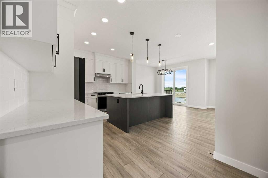 446 Kinniburgh Loop — photo 9