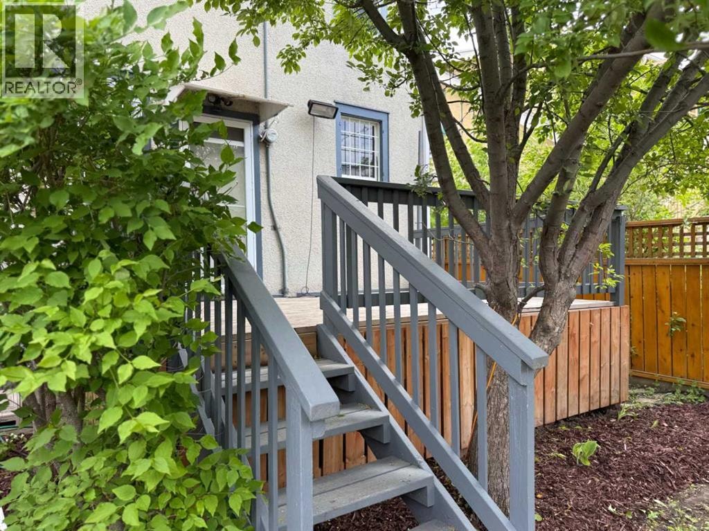 332 12 Avenue NW — photo 26