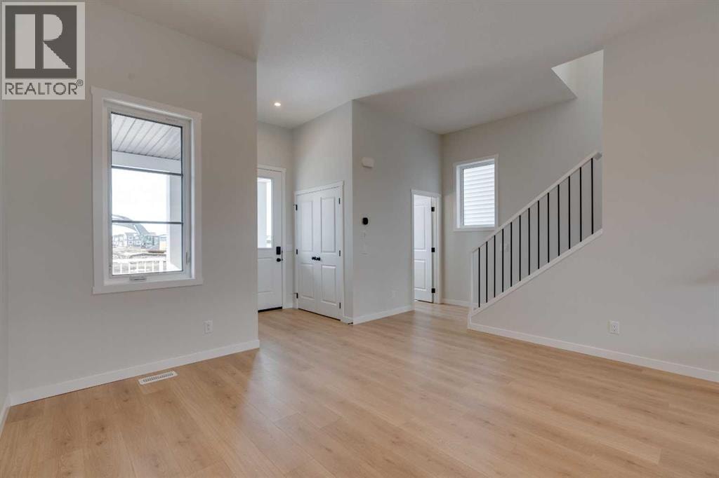 1273 Creekview Drive SW — photo 3