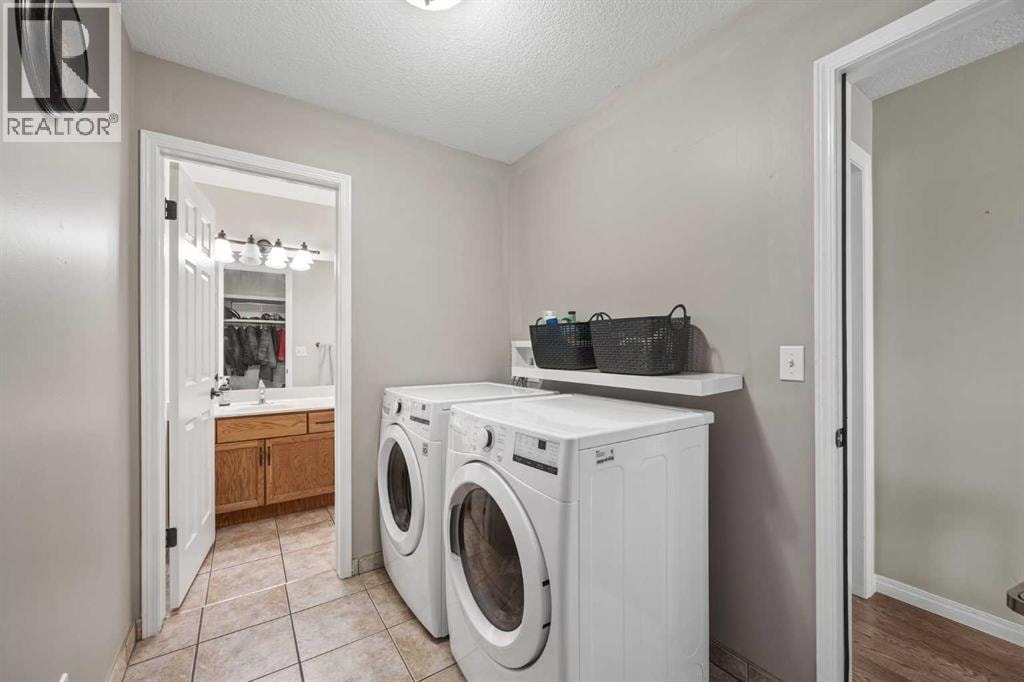 17 Sunset Crescent — photo 18
