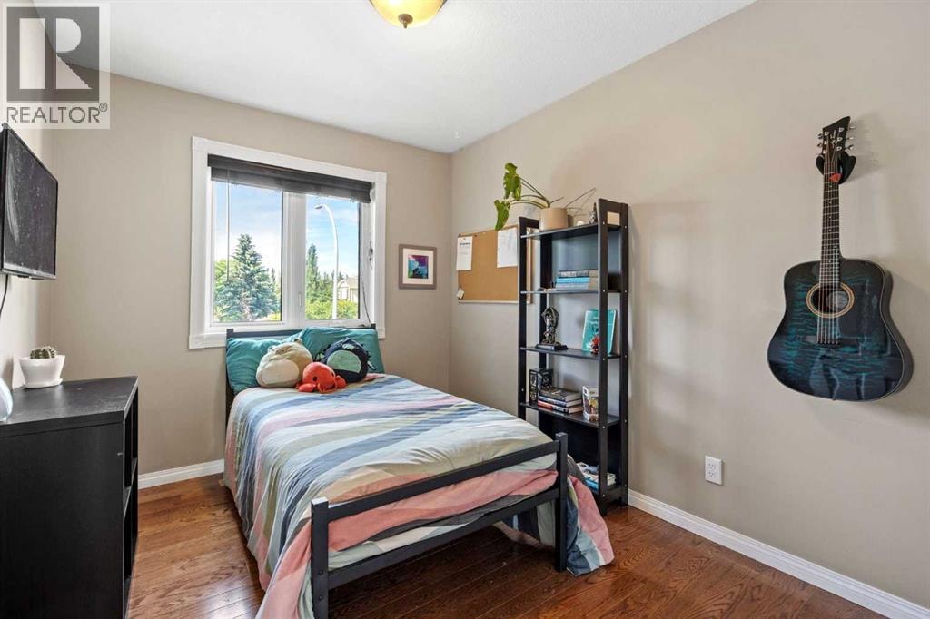 17 Sunset Crescent — photo 26