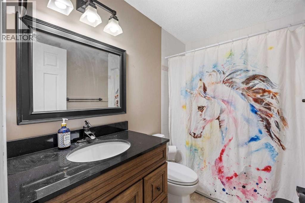 17 Sunset Crescent — photo 35