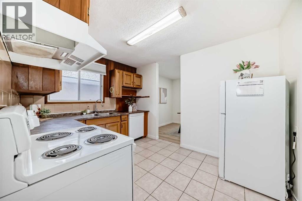 7807 20A Street SE — photo 13