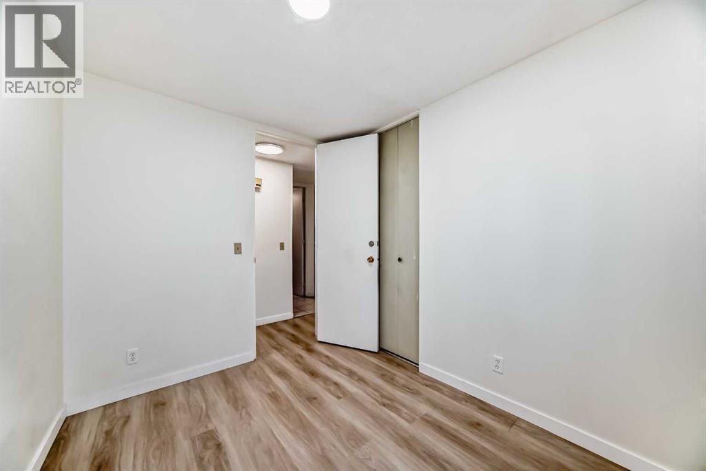 7807 20A Street SE — photo 18
