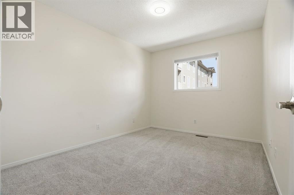 204, 760 Railway Gate SW — photo 29
