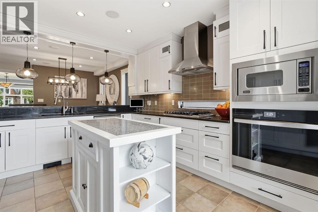 2409 Westmount Road NW — photo 12