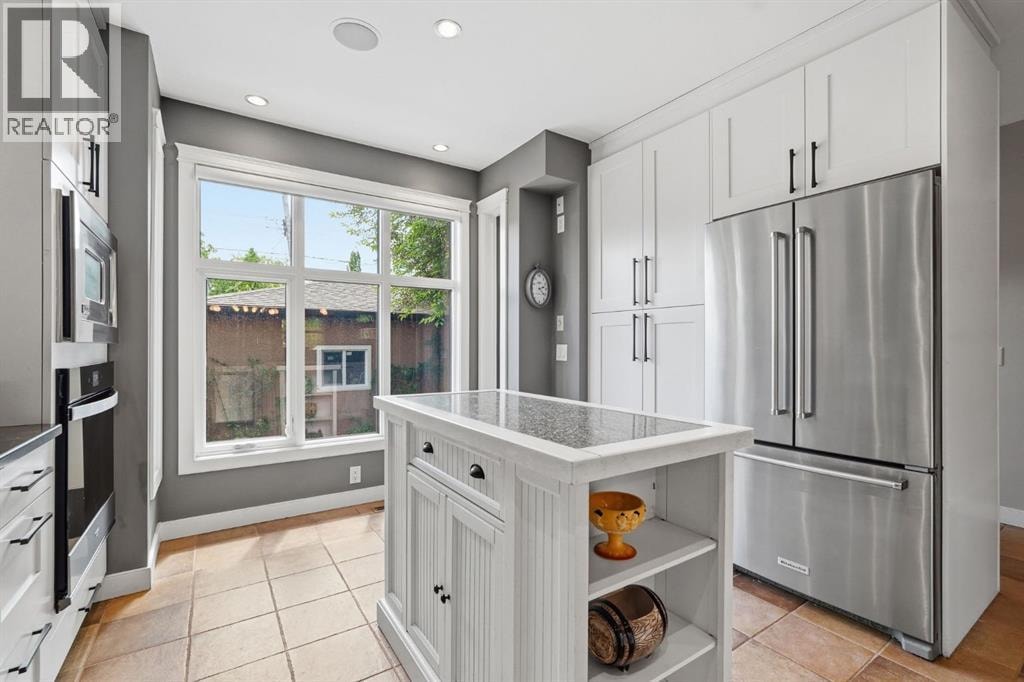 2409 Westmount Road NW — photo 11