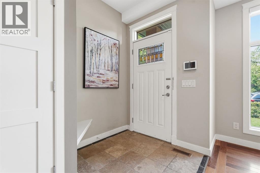 2409 Westmount Road NW — photo 16