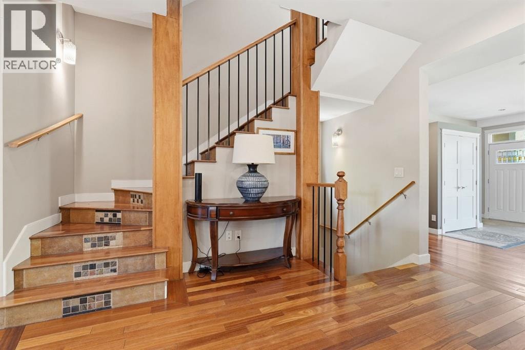 2409 Westmount Road NW — photo 17