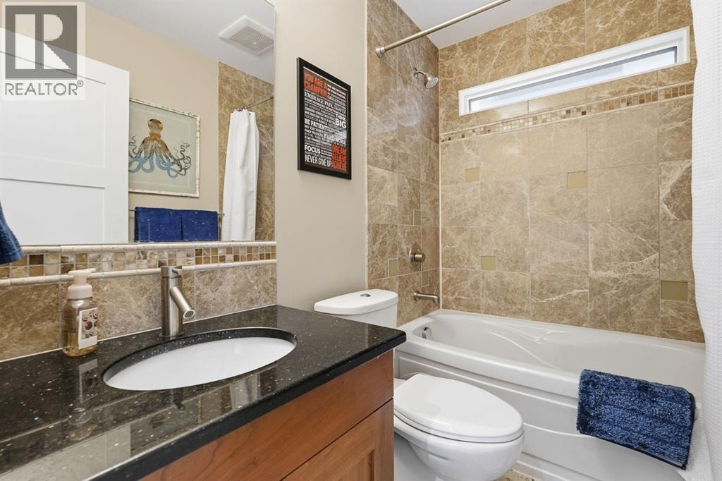 2409 Westmount Road NW — photo 30