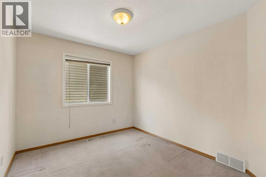 72 Douglas Glen Heights SE — photo 11