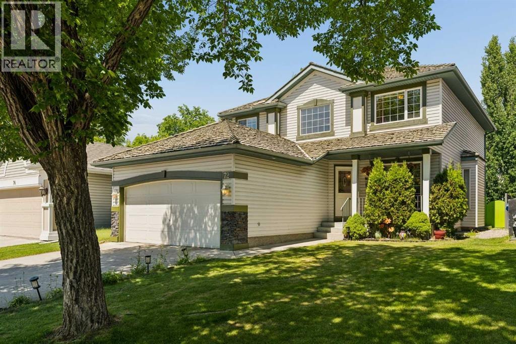 72 Douglas Glen Heights SE