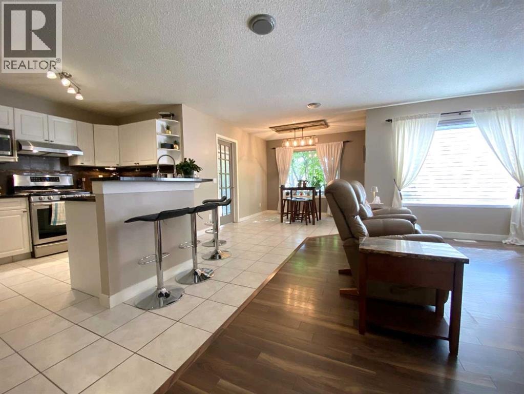 10 Elgin Drive SE — photo 8