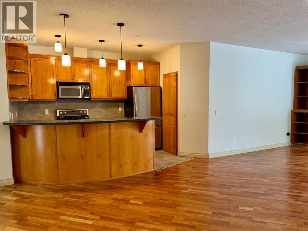 1108, 24 Hemlock Crescent SW — photo 10