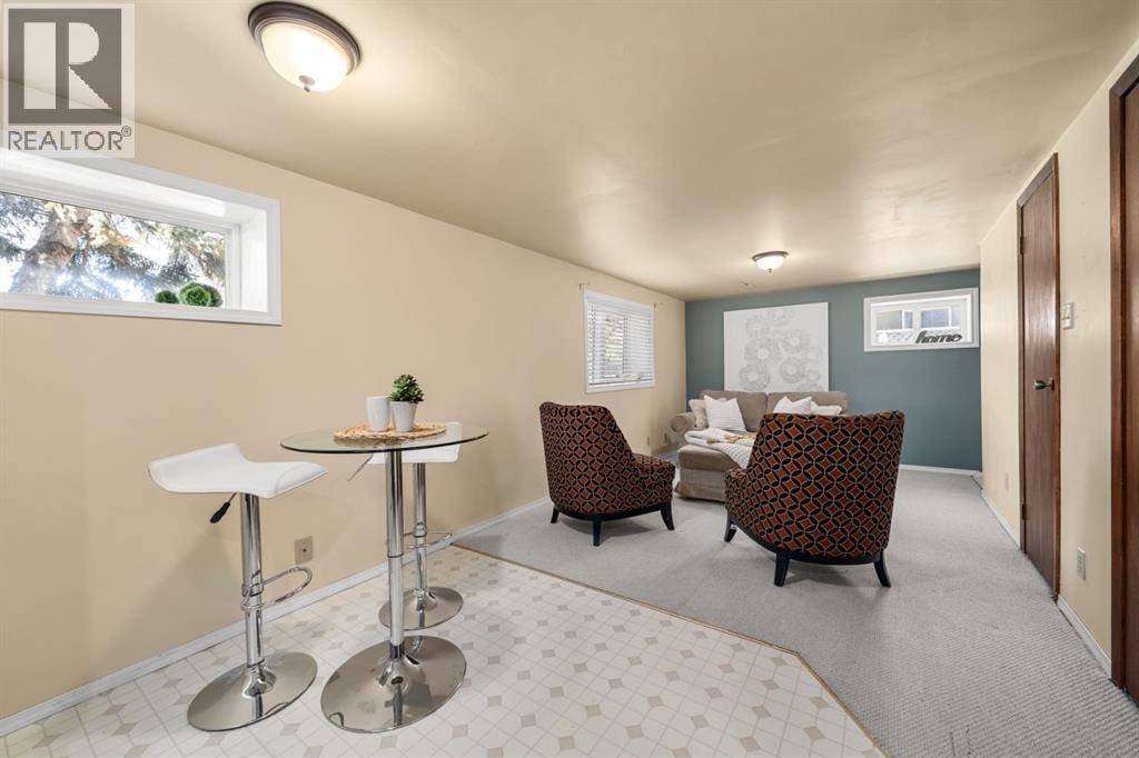 817 17 Avenue SE — photo 22