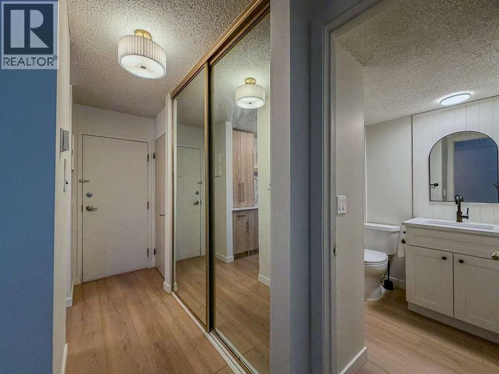 2106, 4001B 49 Street NW — photo 10