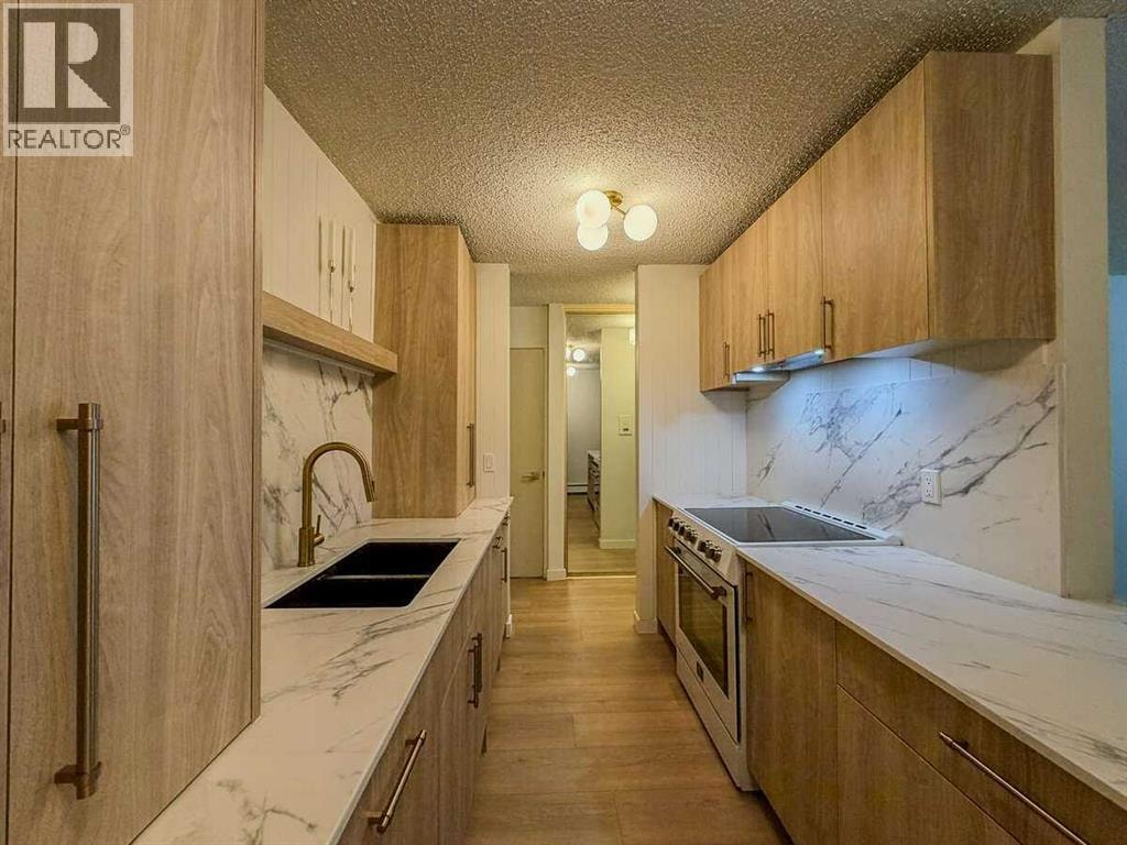 2106, 4001B 49 Street NW — photo 5