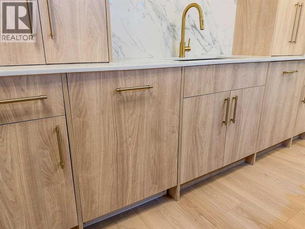 2106, 4001B 49 Street NW — photo 15