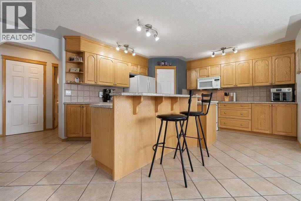 115 Cove Crescent — photo 10