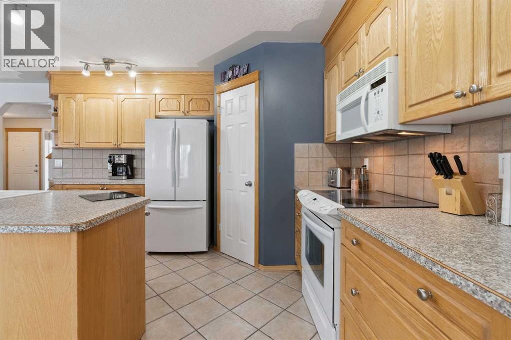 115 Cove Crescent — photo 12