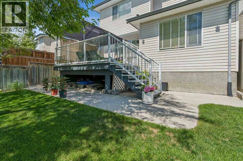 115 Cove Crescent — photo 17