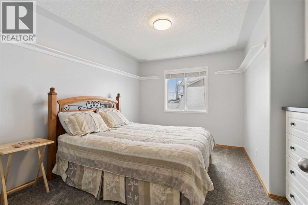 115 Cove Crescent — photo 21